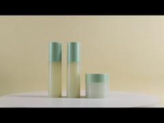Groene Jade Face Toner Fles Op maat gemaakte plastic flessen en potten voor cosmetische verpakkingen